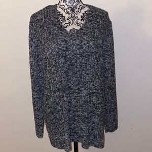 Venezia Black and White V-Neck Sweater